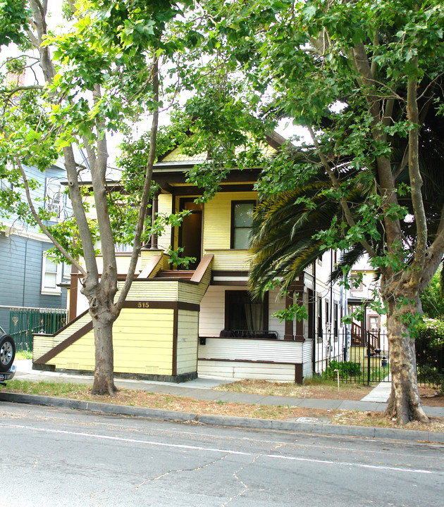 515 Louisiana St in Vallejo, CA - Foto de edificio