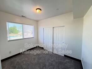 2030 Broadway St in Oceanside, CA - Building Photo - Building Photo