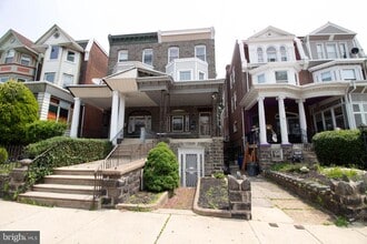 711 N 63rd St in Philadelphia, PA - Building Photo - Building Photo