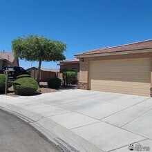 11319 S Sally Dr in Yuma, AZ - Building Photo - Building Photo