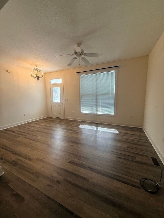 67 Covered Bridge Dr in Flat Rock, NC - Building Photo - Building Photo