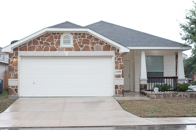 11938 Cheney Glen in San Antonio, TX - Building Photo