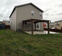 1506 W 12th St in La Center, WA - Building Photo - Building Photo