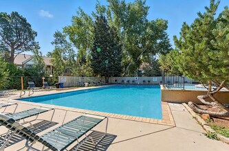 4789 White Rock Cir, Unit C in Boulder, CO - Building Photo - Building Photo