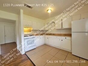 1320 Plummer St in Jacksonville, AR - Building Photo - Building Photo