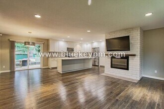 16559 SW Shane Ct. in Sherwood, OR - Building Photo - Building Photo