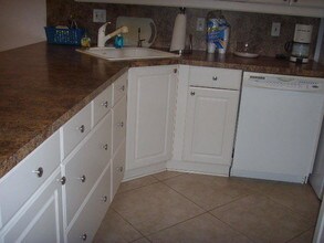 21 Abbey Ln-Unit -107 in Delray Beach, FL - Building Photo - Building Photo