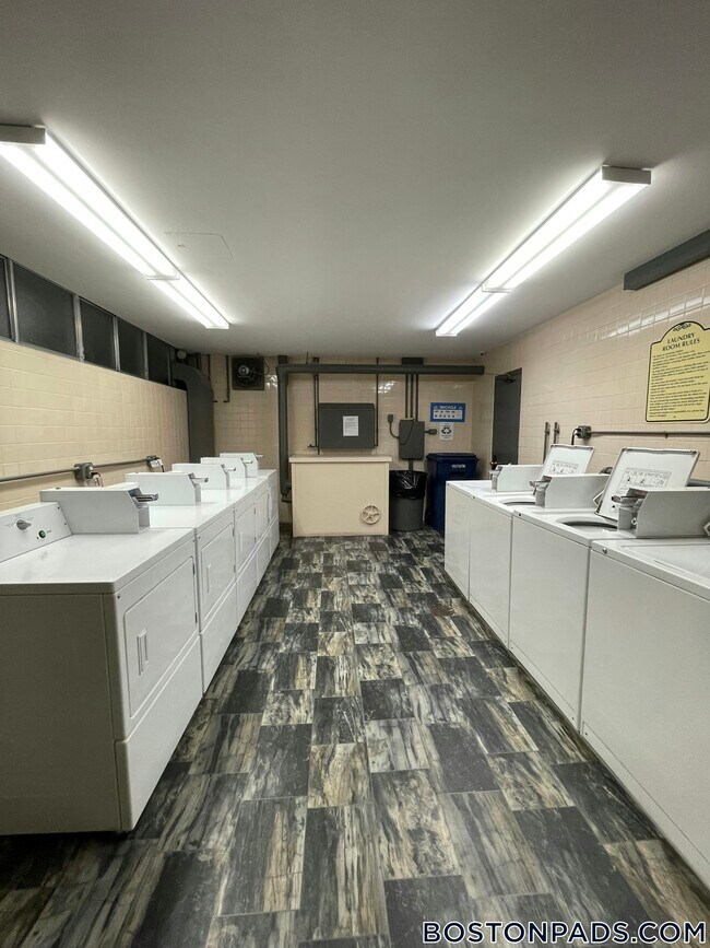 1455 Commonwealth Ave, Unit 214