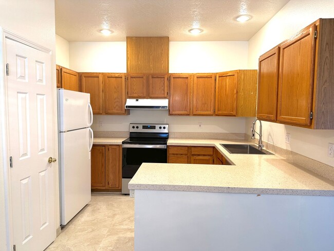 4295 W Alpine St in Boise, ID - Foto de edificio - Building Photo