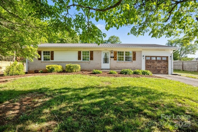 property at 136 Kent Dr