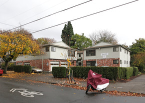 Shalimar in Portland, OR - Building Photo