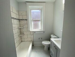 5920 McPherson Ave, Unit 2nd Floor in St. Louis, MO - Building Photo - Building Photo