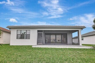 12606 SW Rain River Dr in Port St. Lucie, FL - Building Photo - Building Photo