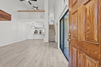 16532 Holly Trail Dr in Houston, TX - Building Photo - Building Photo