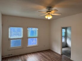 1562 Seventh Ave in San Diego, CA - Building Photo