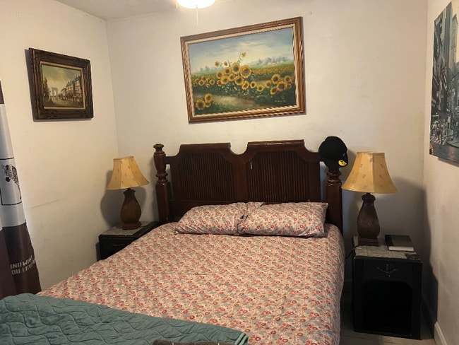 property at 1918 Sheridan St