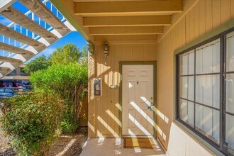 5150 S Jones Blvd in Las Vegas, NV - Building Photo - Building Photo
