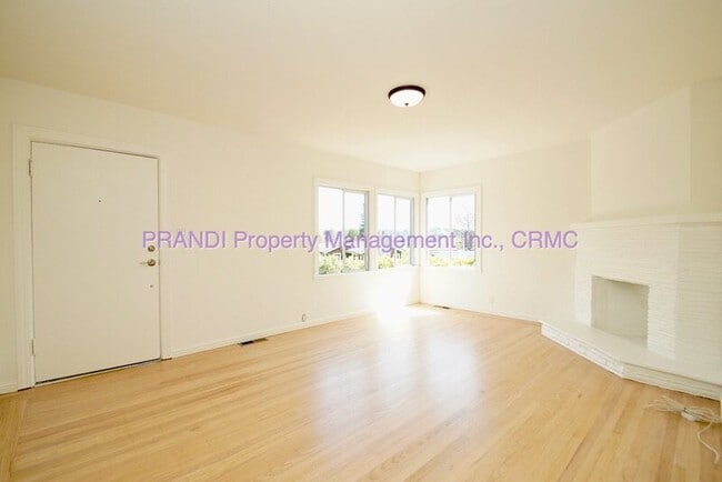 3 Robertson Terrace in Mill Valley, CA - Building Photo - Building Photo