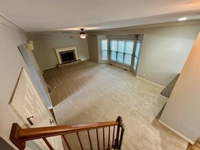 570 Castle Ridge Dr in Ballwin, MO - Building Photo - Building Photo