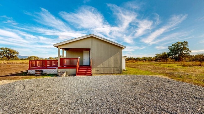 4657 Todd Rd in Sebastopol, CA - Building Photo - Building Photo