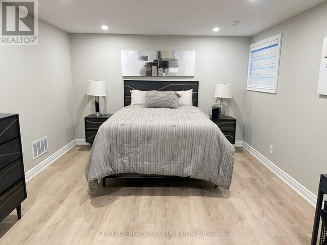 30 York Dr. in Peterborough, ON - Building Photo - Building Photo