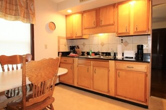 48 Miller St in Oneonta, NY - Building Photo - Building Photo