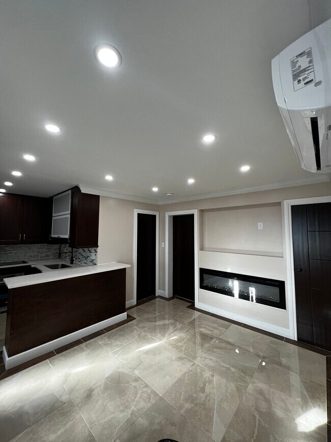 16443 95th St Rentals in Howard Beach, NY