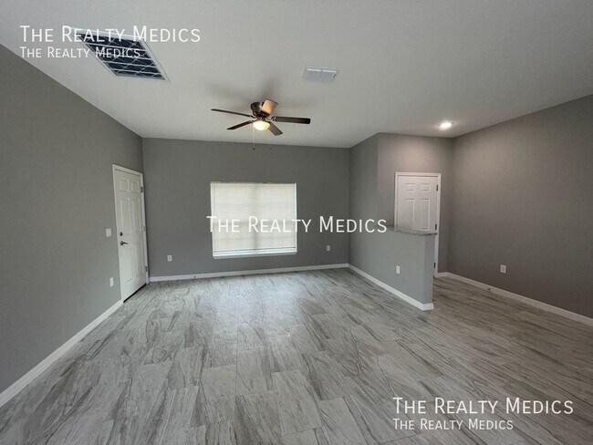 2778 Freehold Ave SE in Palm Bay, FL - Building Photo - Building Photo