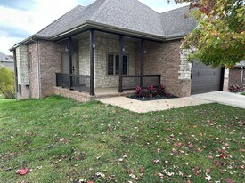 5980 S McCann Ave in Springfield, MO - Building Photo