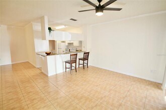 913 Arbor Lakes Cir in Sanford, FL - Building Photo - Building Photo
