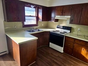 3974 Anna Dr in St. Joseph, MI - Building Photo - Building Photo