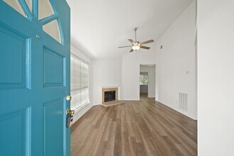 17651 Northfalk Dr in Houston, TX - Building Photo - Building Photo