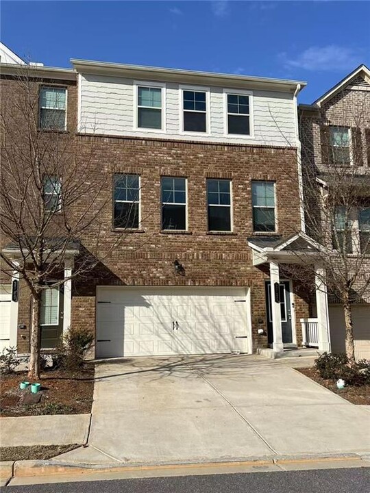 3735 Davis Cir in Duluth, GA - Foto de edificio