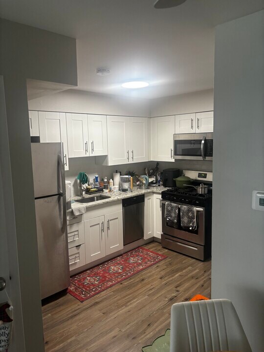 1348 Brown St in Des Plaines, IL - Building Photo