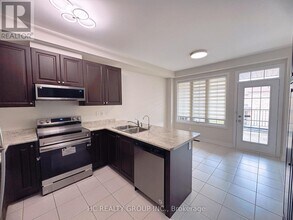4596 16th Ave in Markham, ON - Building Photo - Building Photo