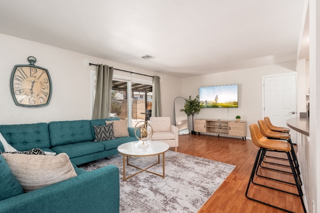 property at 5114 S Dorsey Ln