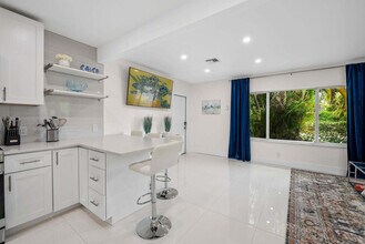 44 N Federal Hwy, Unit ID1017979P in Fort Lauderdale, FL - Building Photo - Building Photo