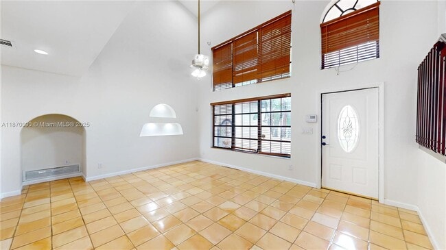 8670 Pasadena Blvd in Pembroke Pines, FL - Building Photo - Building Photo