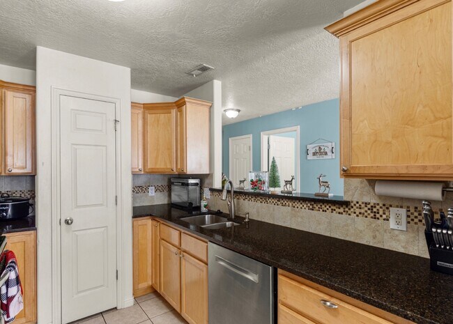 10542 Sage Flats Way in South Jordan, UT - Building Photo - Building Photo