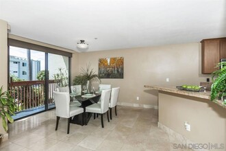 2414 Front St in San Diego, CA - Building Photo - Building Photo