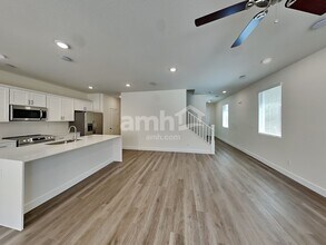 10345 Medusita St in Las Vegas, NV - Building Photo - Building Photo