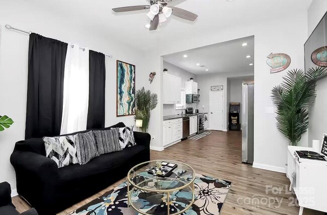 1806 Vinton St in Charlotte, NC - Building Photo - Building Photo