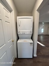 101 Navesink Ave-Unit -Floor 2 in Atlantic Highlands, NJ - Building Photo - Building Photo