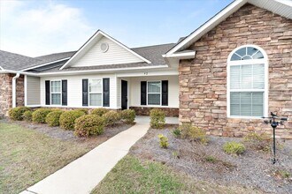 401 Barry McCaffrey Blvd, Unit F2 in Hinesville, GA - Foto de edificio - Building Photo