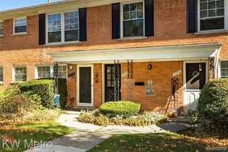 3220 Shenandoah Dr in Royal Oak, MI - Building Photo - Building Photo