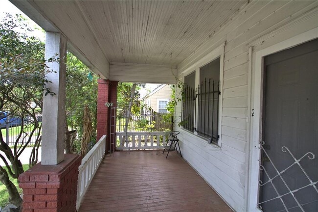 4430 Bell St in Houston, TX - Building Photo - Building Photo