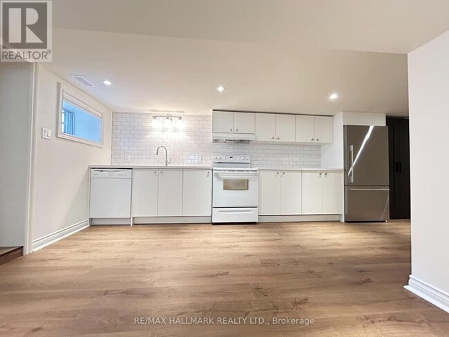 property at 152 Bartlett Ave