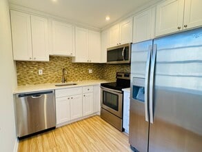 230 Normandy E, Unit 230 Normandy E Delray in Delray Beach, FL - Building Photo - Building Photo