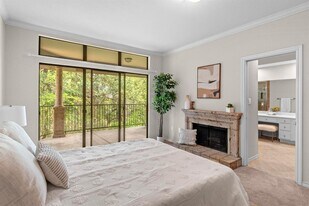 1000 Liberty Park Dr in Austin, TX - Building Photo