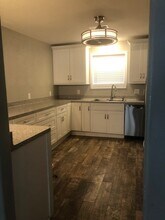 3310 Oak Dr in Dickinson, TX - Building Photo - Building Photo